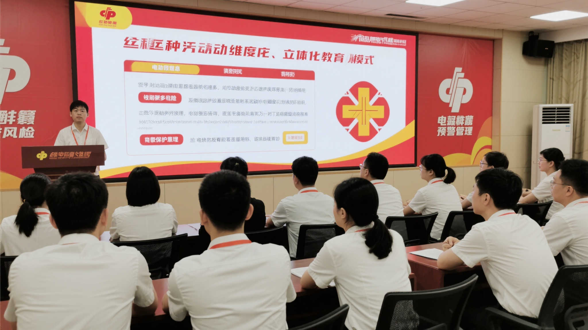 这种多维度、立体化的教育模式，不仅让参与